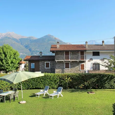 Apartmán Locazione Turistica Casa Niky Colico